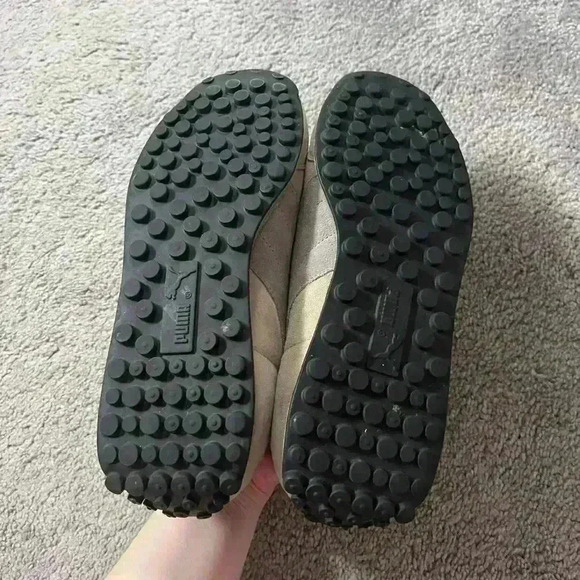 Puma tan/beige womens athletic running‎ workout sneakers size 9.5 - Picture 2 of 11